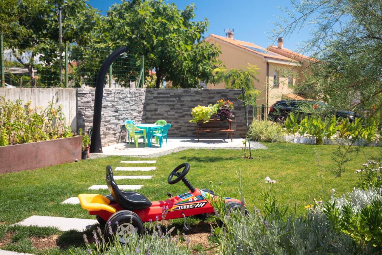Apartment Odore Di Mare With Beautiful Garden Krk Town Zewnętrze zdjęcie